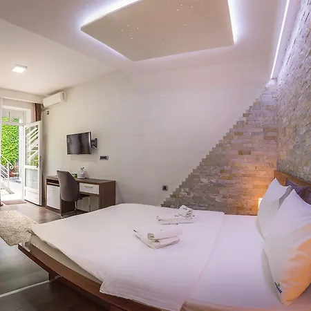 Central Park Apartment Belgrade