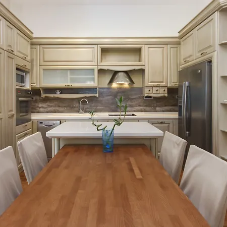 Central Park Residence Apartman